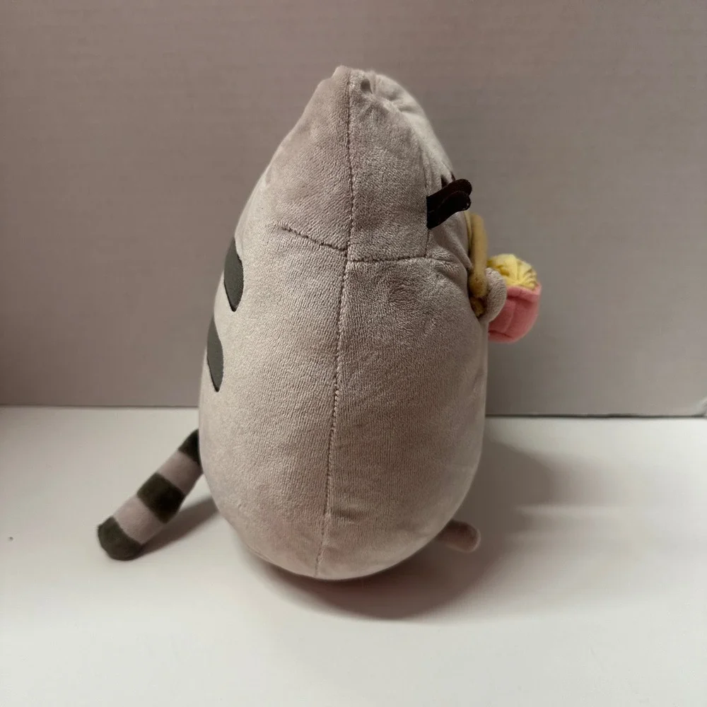 Pusheen Eating Noodles Plush Gray Stuffed Cat 2017 GUND 10